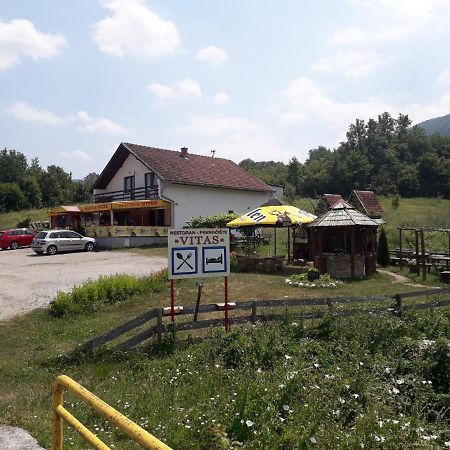 Prenociste Vitas Bed and Breakfast Miljevina Εξωτερικό φωτογραφία
