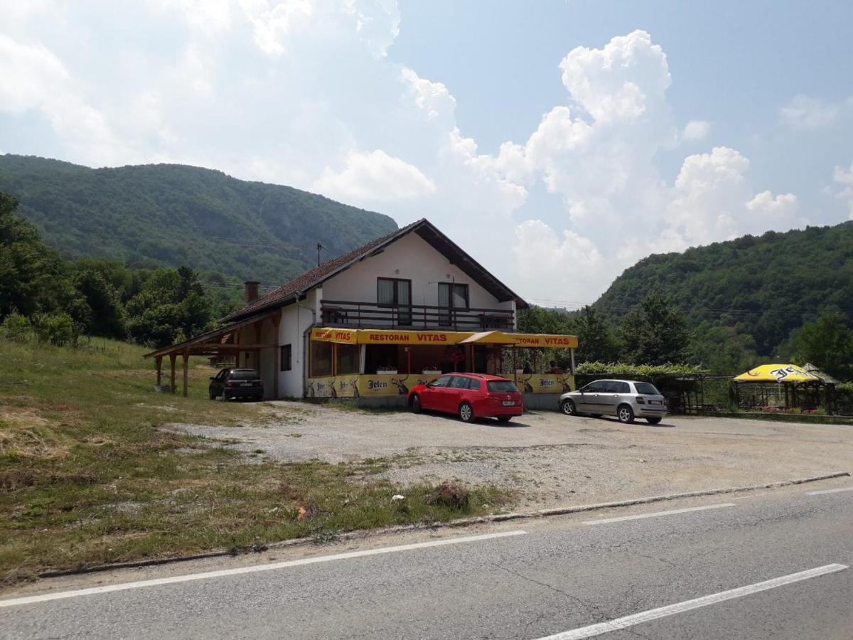 Prenociste Vitas Bed and Breakfast Miljevina Εξωτερικό φωτογραφία